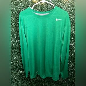 Nike Long-Sleeve Shirt XL